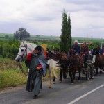 Paco termina la etapa andando, su caballo Manguara ha perdido una herradura.